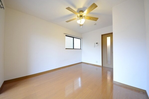 ソルクレスト北烏山の物件内観写真